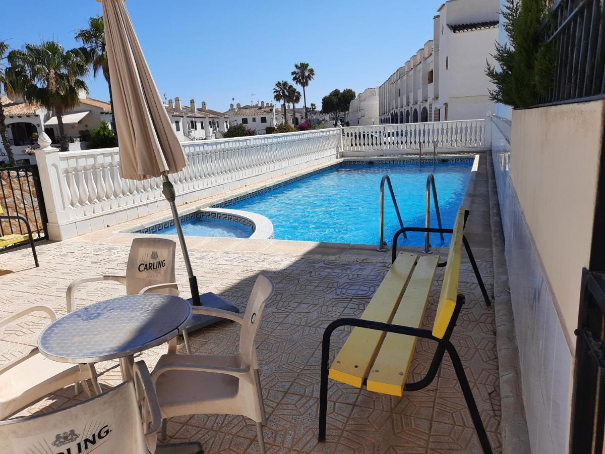Espanhouse Playa Townhouse In La Zenia Close To The Beach オリウエラ エクステリア 写真